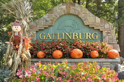 Gatlinburg sign with fall decor